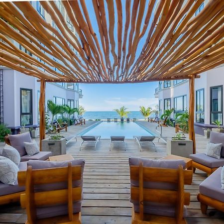 Diamante Beachfront Suites San Pedro  Eksteriør bilde