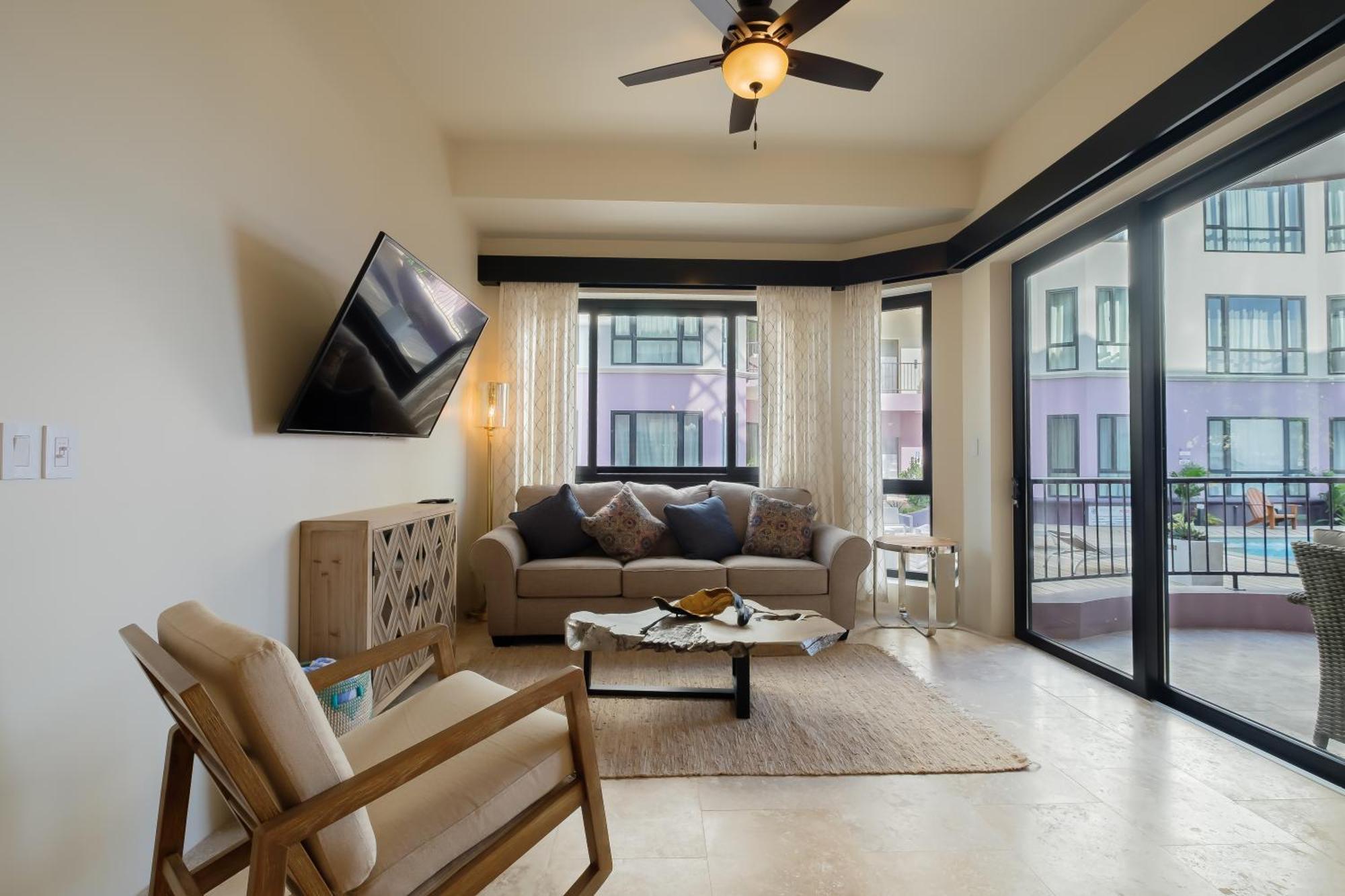 Diamante Beachfront Suites San Pedro  Eksteriør bilde