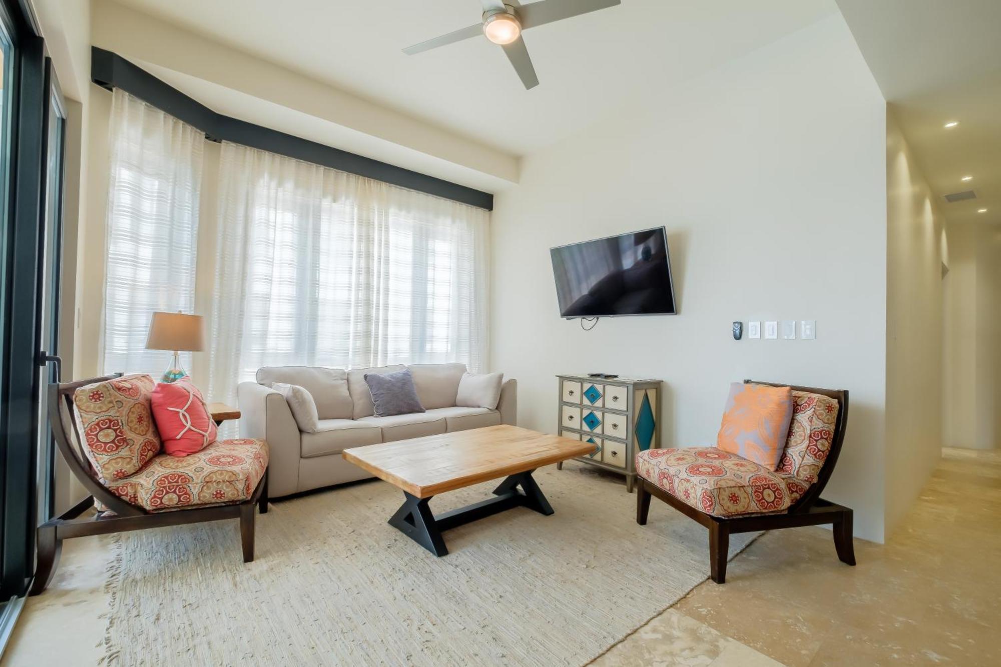 Diamante Beachfront Suites San Pedro  Eksteriør bilde
