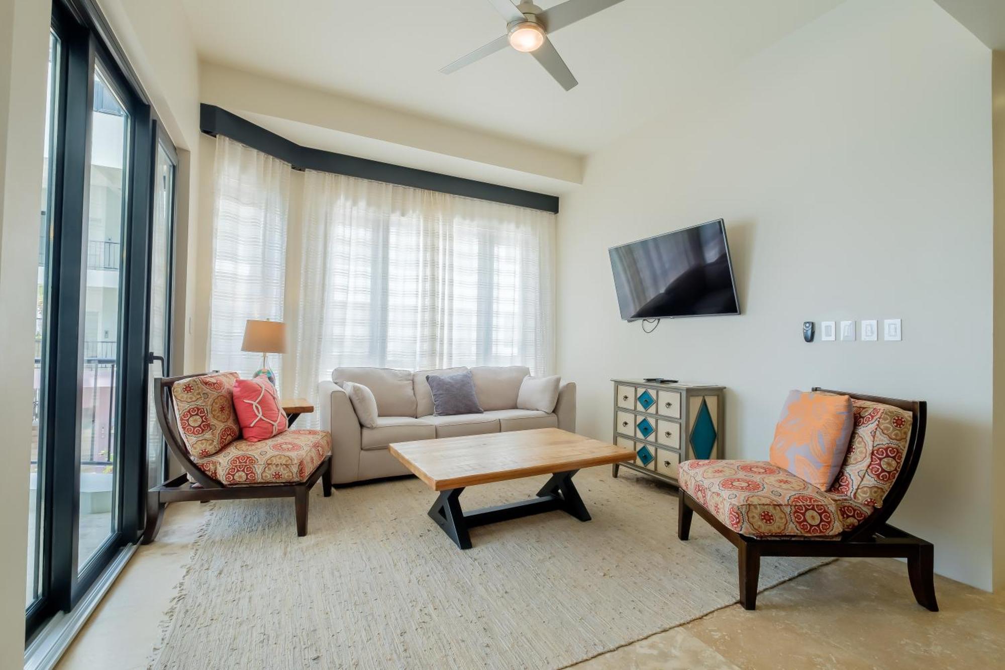 Diamante Beachfront Suites San Pedro  Eksteriør bilde