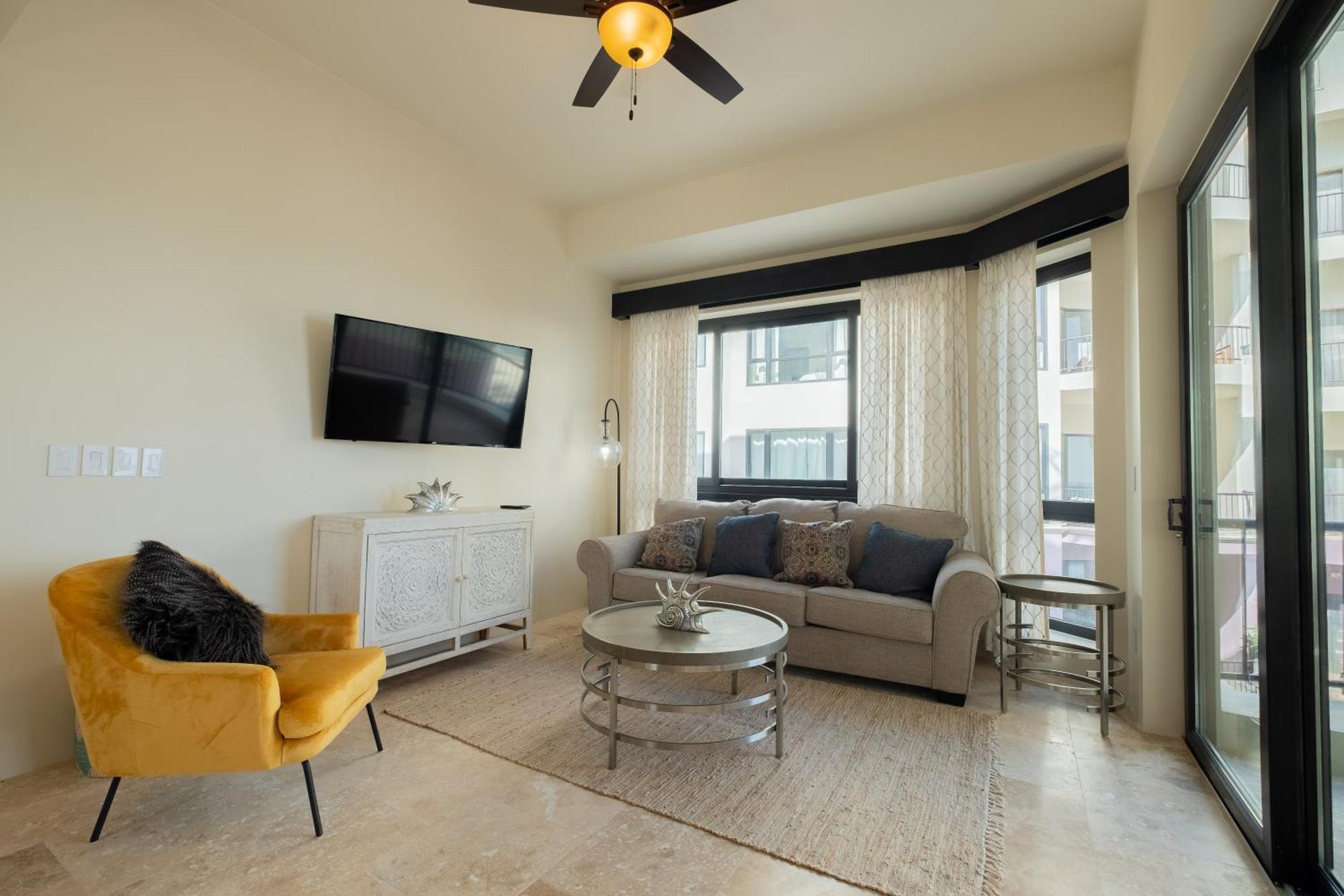 Diamante Beachfront Suites San Pedro  Eksteriør bilde