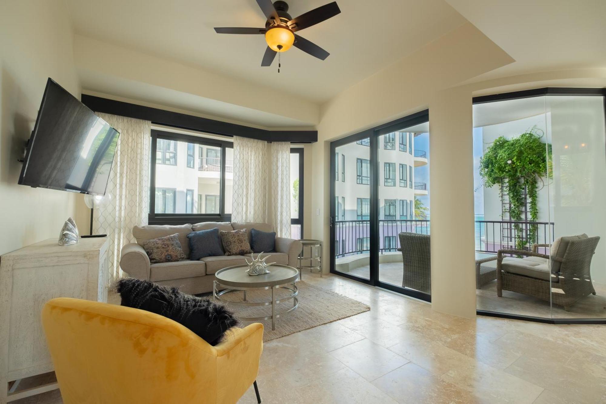 Diamante Beachfront Suites San Pedro  Eksteriør bilde